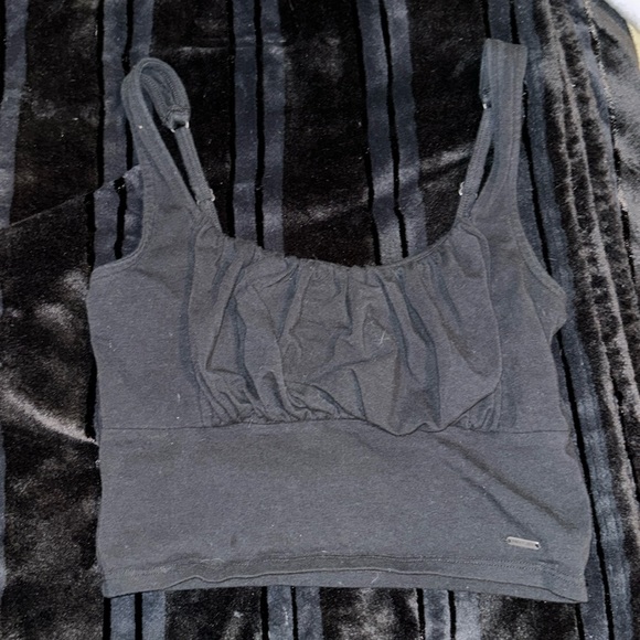 cropped tank from hollister - Picture 1 of 2